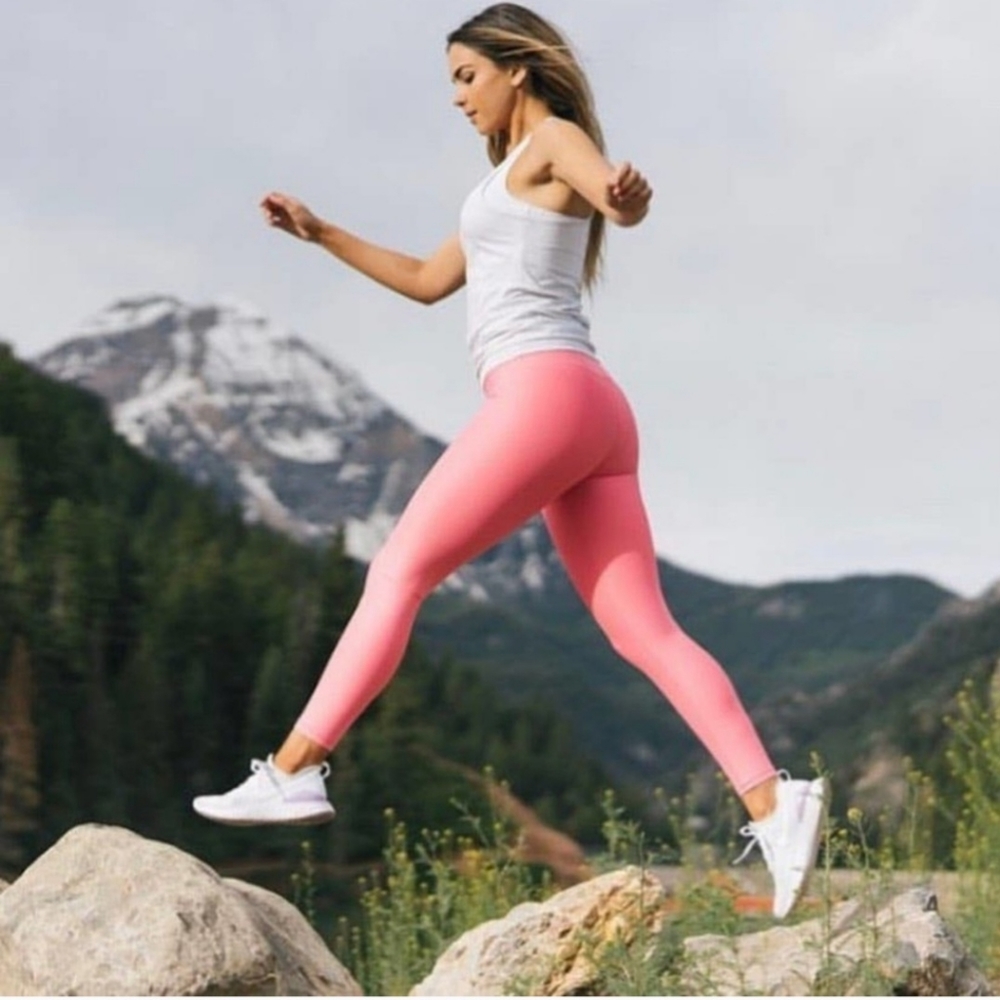 Zyia Barbicon Active Pink Metallic Hi-Rise 7/8 Leggings Size 2 Perfect Condition